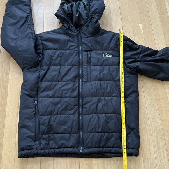 L.L. Bean primaloft insulated hooded jacket - Picture 12 of 13